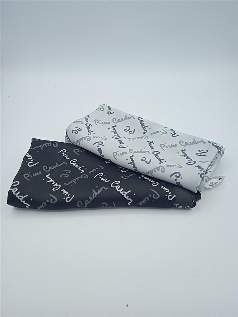 FOULARD  PIERRE CARDIN  