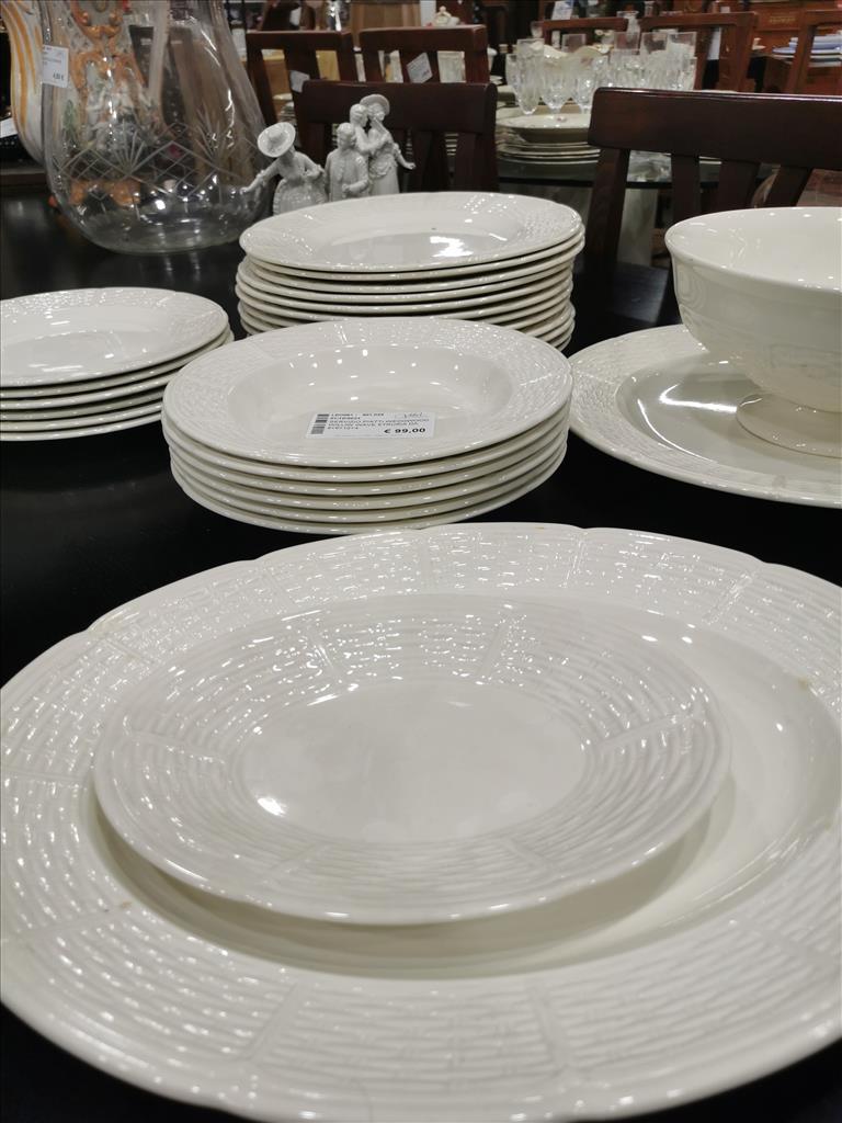 SERVIZIO PIATTI WEDGWOOD WILLIW WAVE ETRURIA DA 6+6+12+4