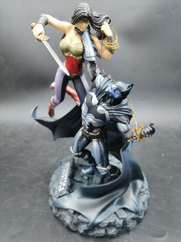 Action Figure Batman Vs Wonder Woman