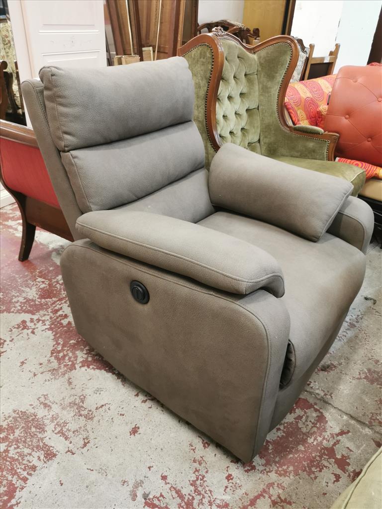 POLTRONA ELETTRICA  FANGO
